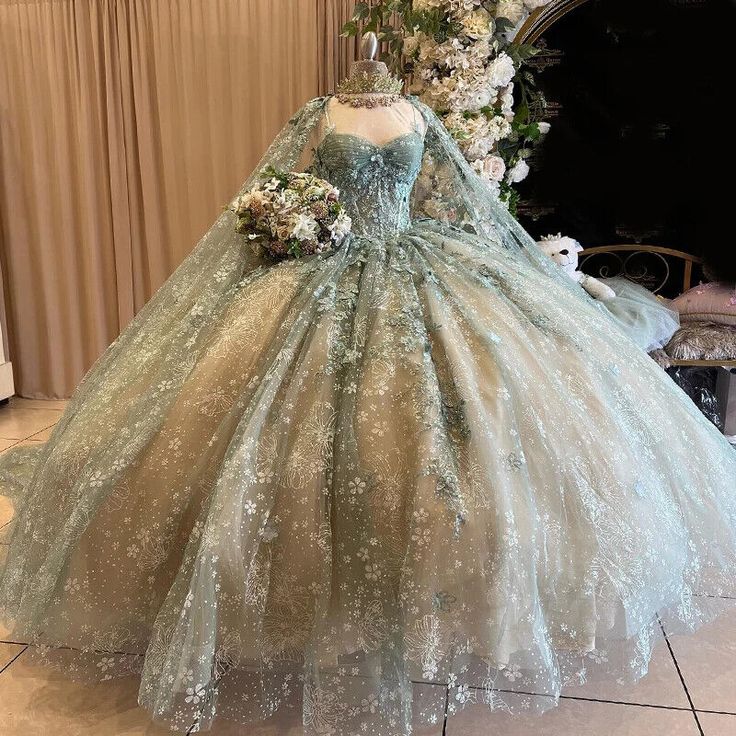 Robe de quinceañera, robe de bal en tulle et dentelle perlée, dos nu, robe de 16 ans