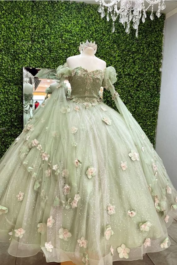 Robe princesse vert sauge clair avec fleurs, robe de bal pour 16 ans