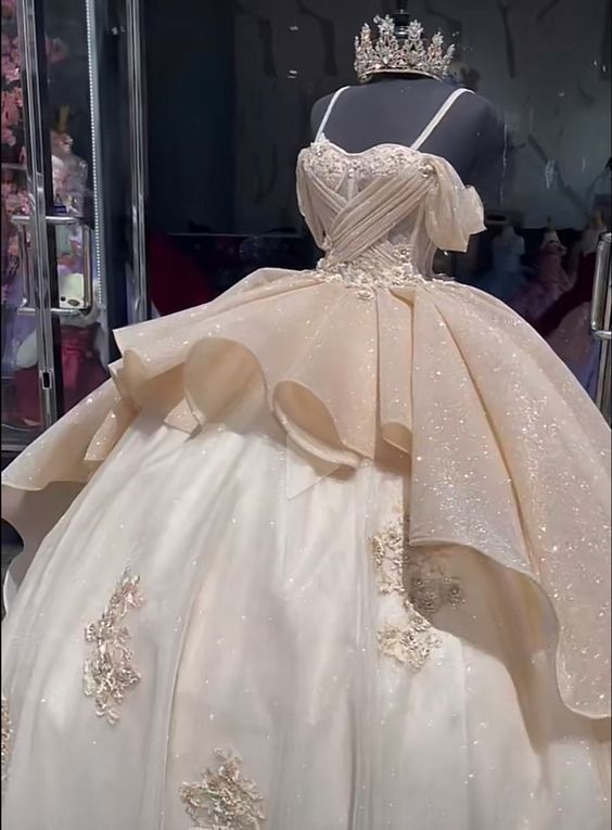 Robe de quinceañera avec appliqués et corset, robe de bal, robe de 16 ans